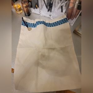 Dust bag not for sale.